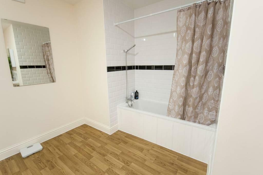 The Broadmead Forest - Spacious City Centre 3Bdr Apartment Бристоль Екстер'єр фото