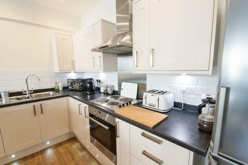 The Broadmead Forest - Spacious City Centre 3Bdr Apartment Бристоль Екстер'єр фото